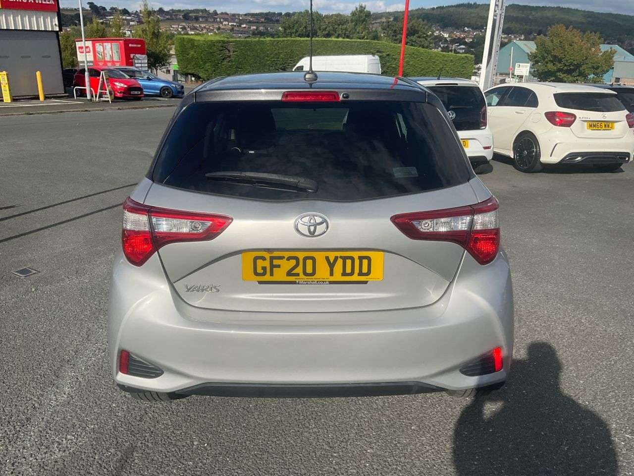 A 2020 TOYOTA YARIS 1.5 VVT-i Y20 Bi-tone Hatchback 5dr Petrol Manual Euro 6 (111 ps) A 2020 TOYOTA YARIS 1.5 VVT-i Y20 Bi-tone Hatchback 5dr Petrol Manual Euro 6 (111 ps)