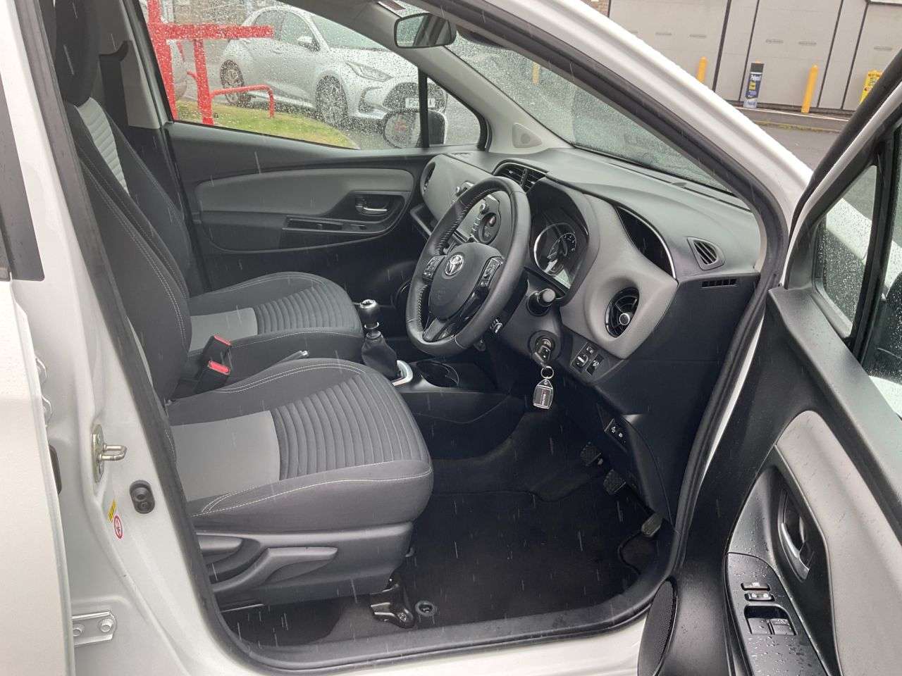 2019 TOYOTA YARIS 2019 TOYOTA YARIS