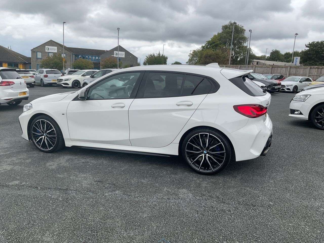 2021 BMW 1 SERIES 2021 BMW 1 SERIES