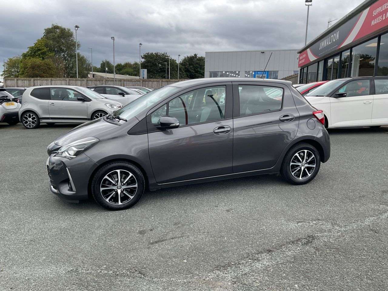 2017 TOYOTA YARIS 2017 TOYOTA YARIS
