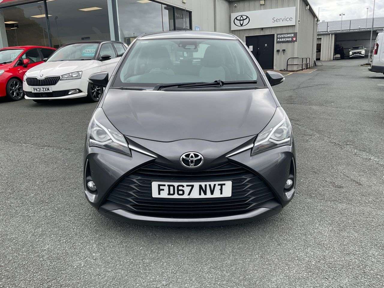 2017 TOYOTA YARIS 2017 TOYOTA YARIS