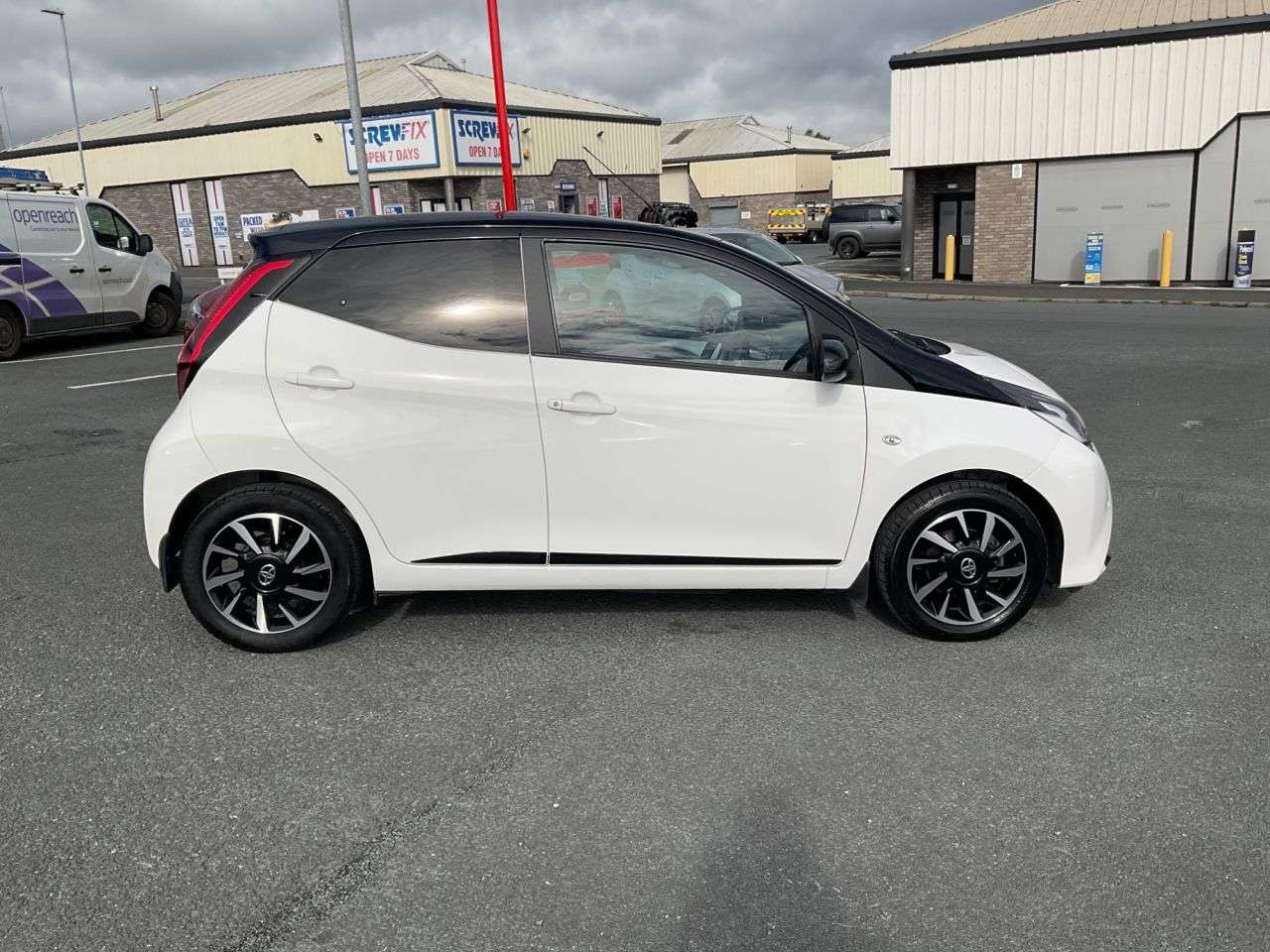 2022 TOYOTA AYGO 2022 TOYOTA AYGO
