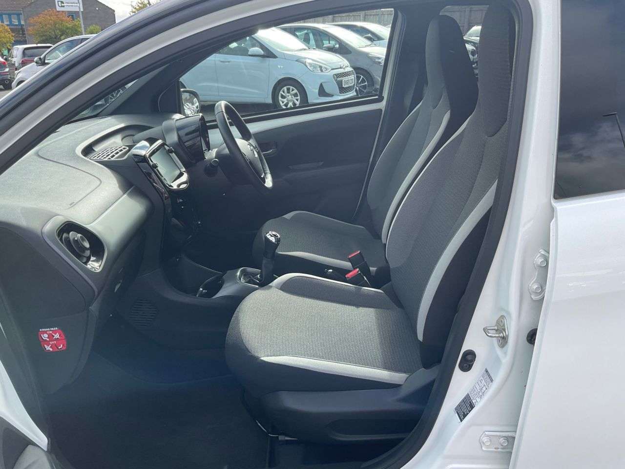2022 TOYOTA AYGO 2022 TOYOTA AYGO