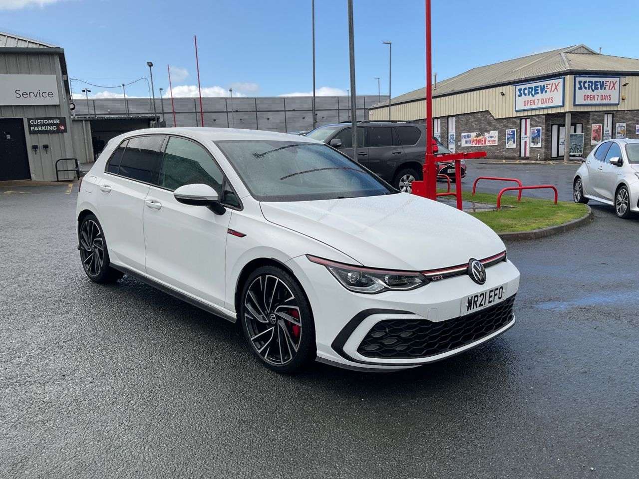 A 2021 VOLKSWAGEN GOLF 2.0 TSI GTI Hatchback 5dr Petrol DSG Euro 6 (s/s) (245 ps) A 2021 VOLKSWAGEN GOLF 2.0 TSI GTI Hatchback 5dr Petrol DSG Euro 6 (s/s) (245 ps)