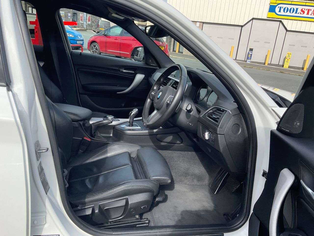 2019 BMW 1 SERIES 2019 BMW 1 SERIES