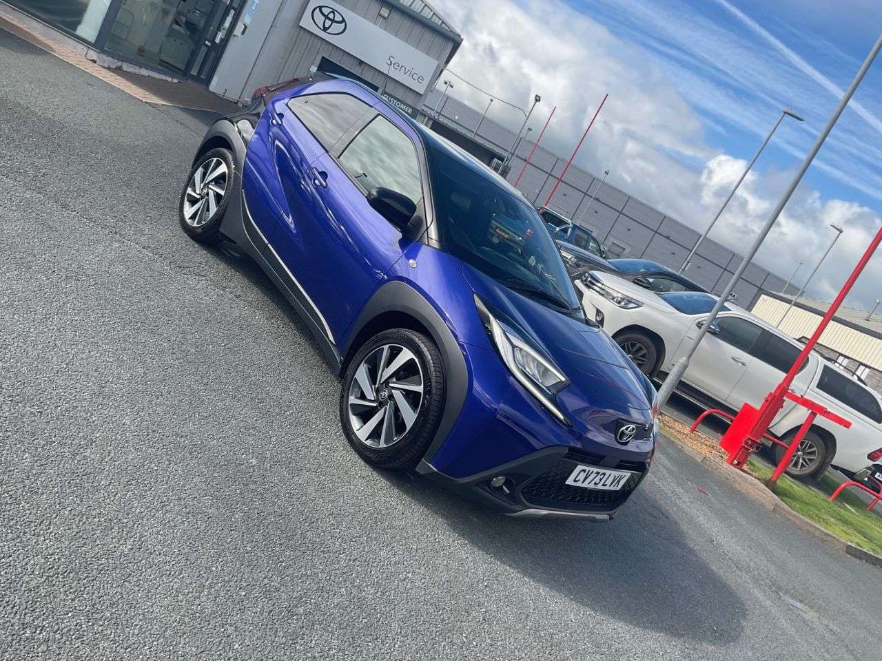 A 2023 TOYOTA AYGO X 1.0 VVT-i Exclusive Hatchback 5dr Petrol Manual Euro 6 (s/s) (72 ps) Camera A 2023 TOYOTA AYGO X 1.0 VVT-i Exclusive Hatchback 5dr Petrol Manual Euro 6 (s/s) (72 ps) Camera