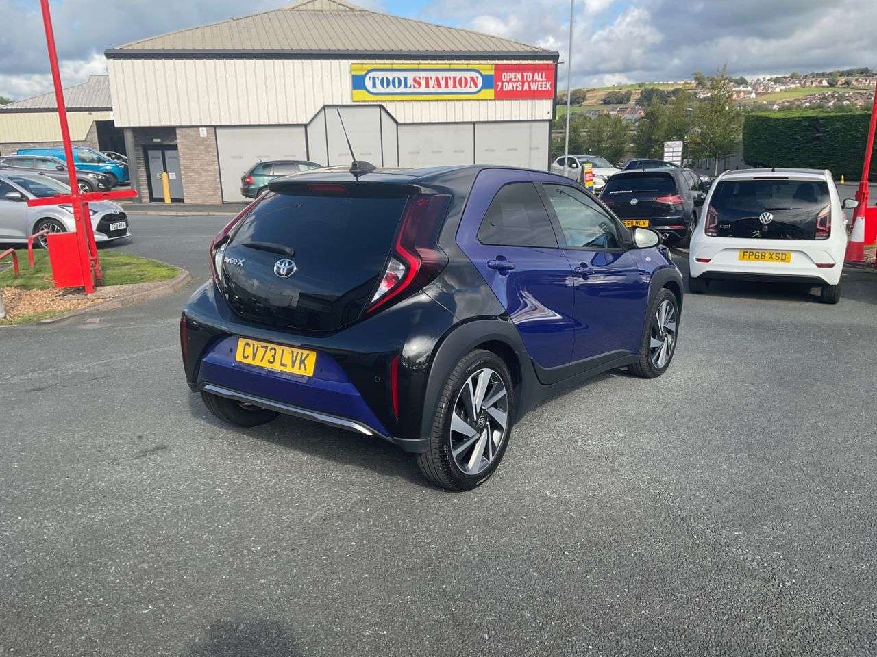 2023 TOYOTA AYGO X 2023 TOYOTA AYGO X