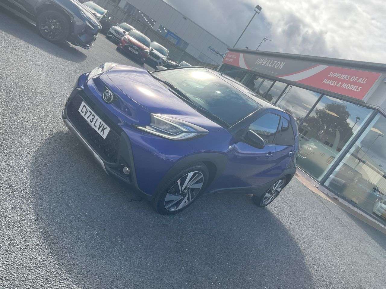 2023 TOYOTA AYGO X 2023 TOYOTA AYGO X