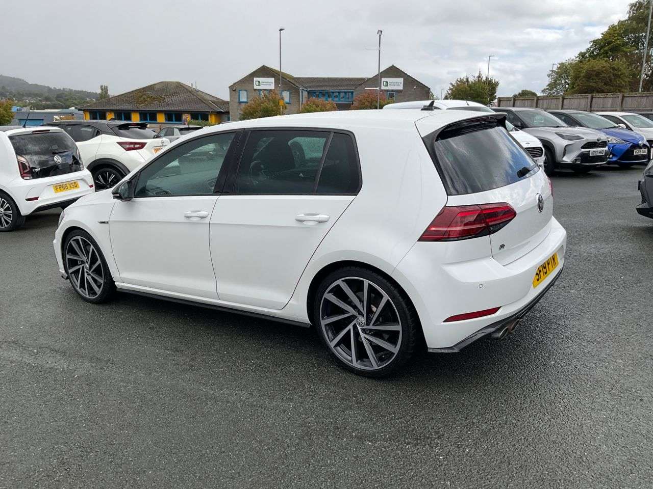 2019 VOLKSWAGEN GOLF 2019 VOLKSWAGEN GOLF