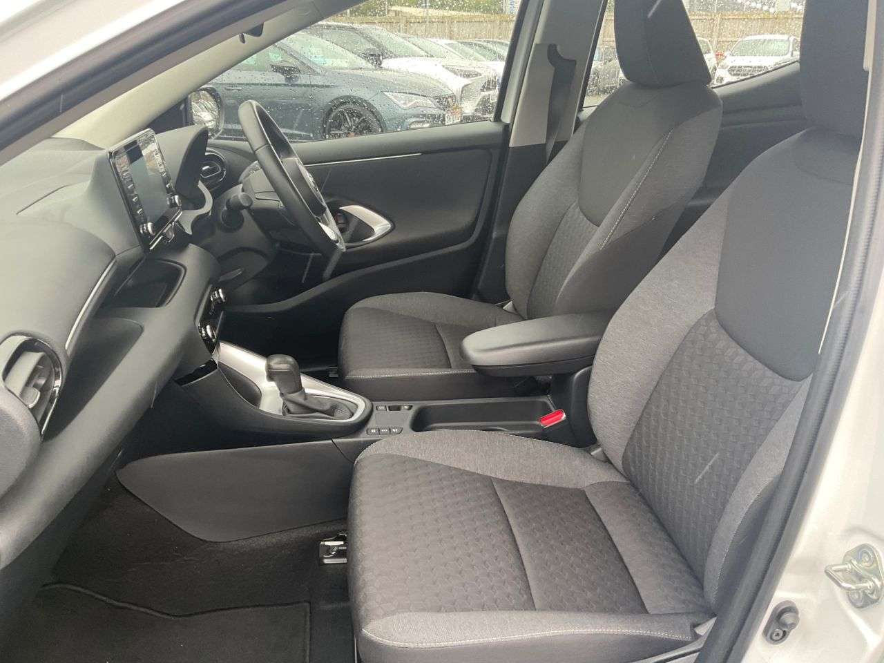2023 TOYOTA YARIS 2023 TOYOTA YARIS