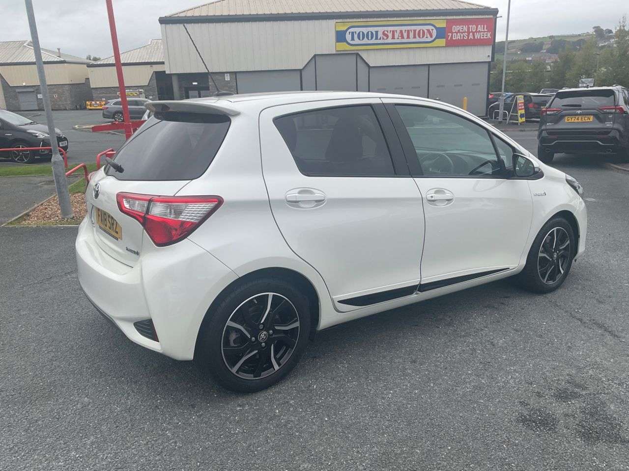 2018 TOYOTA YARIS 2018 TOYOTA YARIS