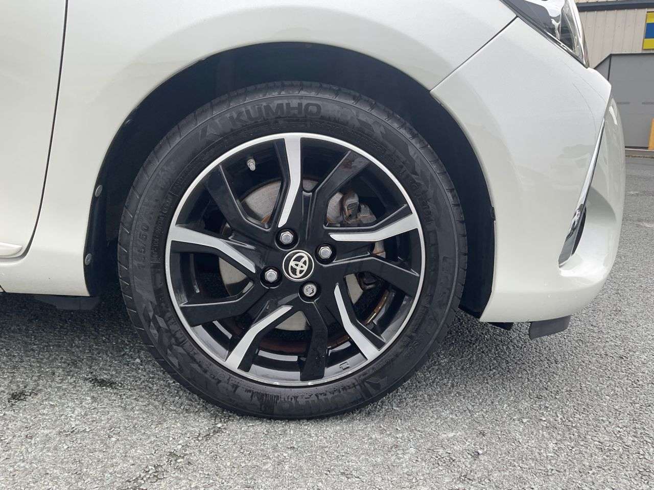 2018 TOYOTA YARIS 2018 TOYOTA YARIS