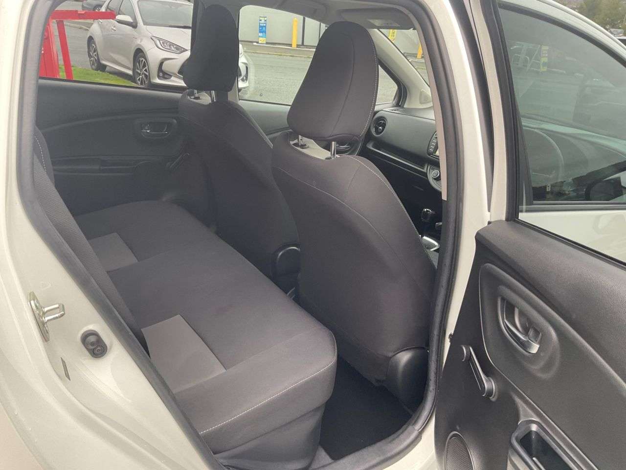 2018 TOYOTA YARIS 2018 TOYOTA YARIS