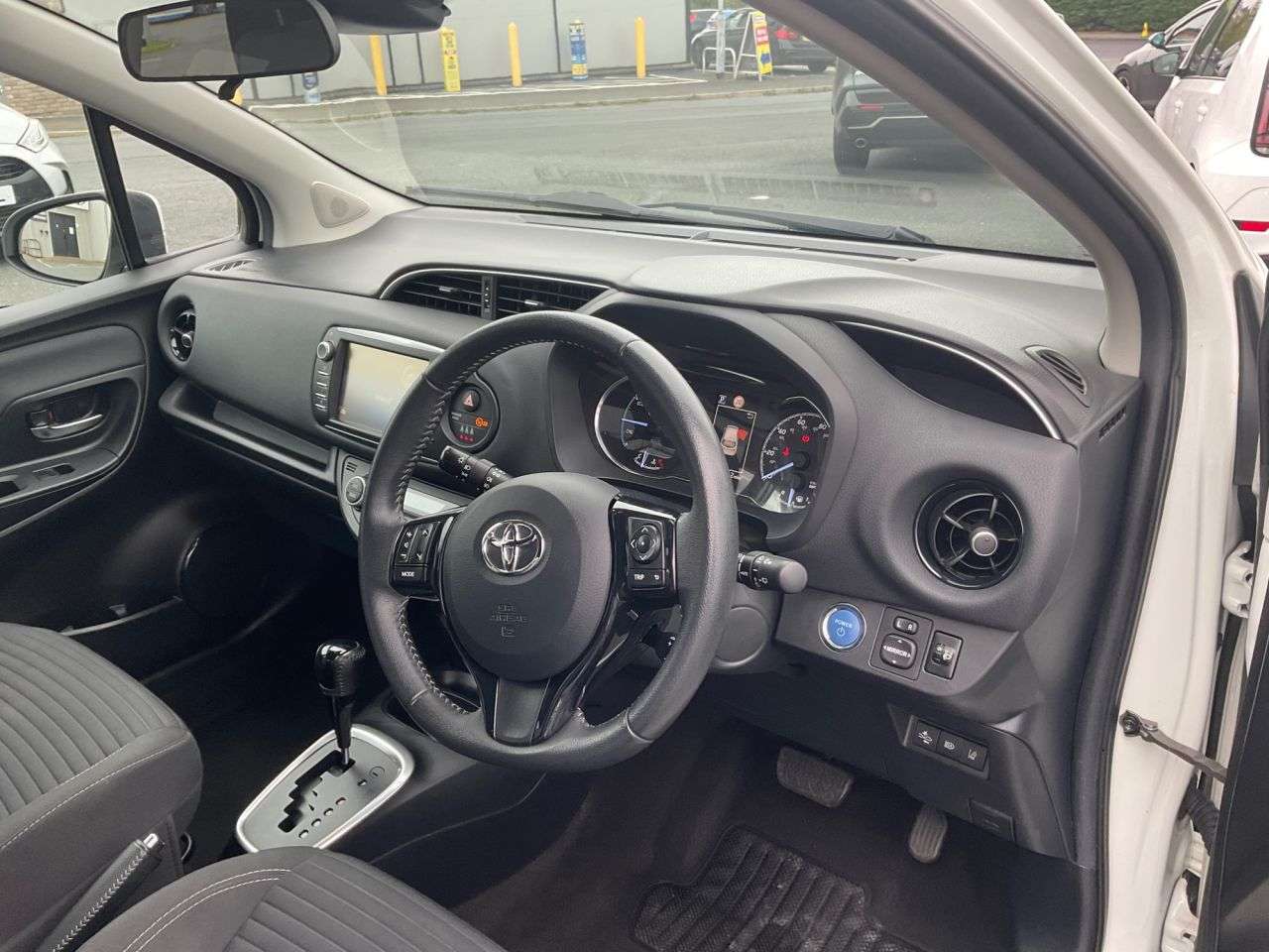 2018 TOYOTA YARIS 2018 TOYOTA YARIS