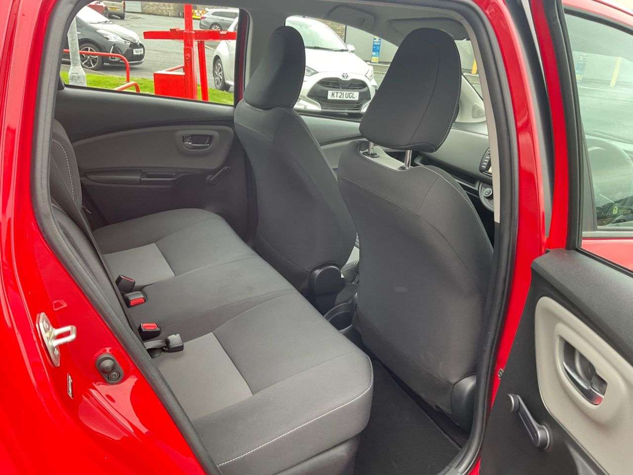 2018 TOYOTA YARIS 2018 TOYOTA YARIS