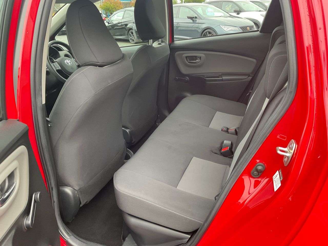 2018 TOYOTA YARIS 2018 TOYOTA YARIS