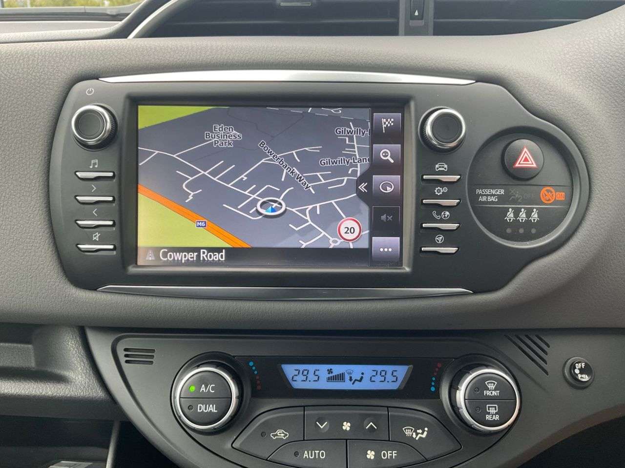 2018 TOYOTA YARIS 2018 TOYOTA YARIS