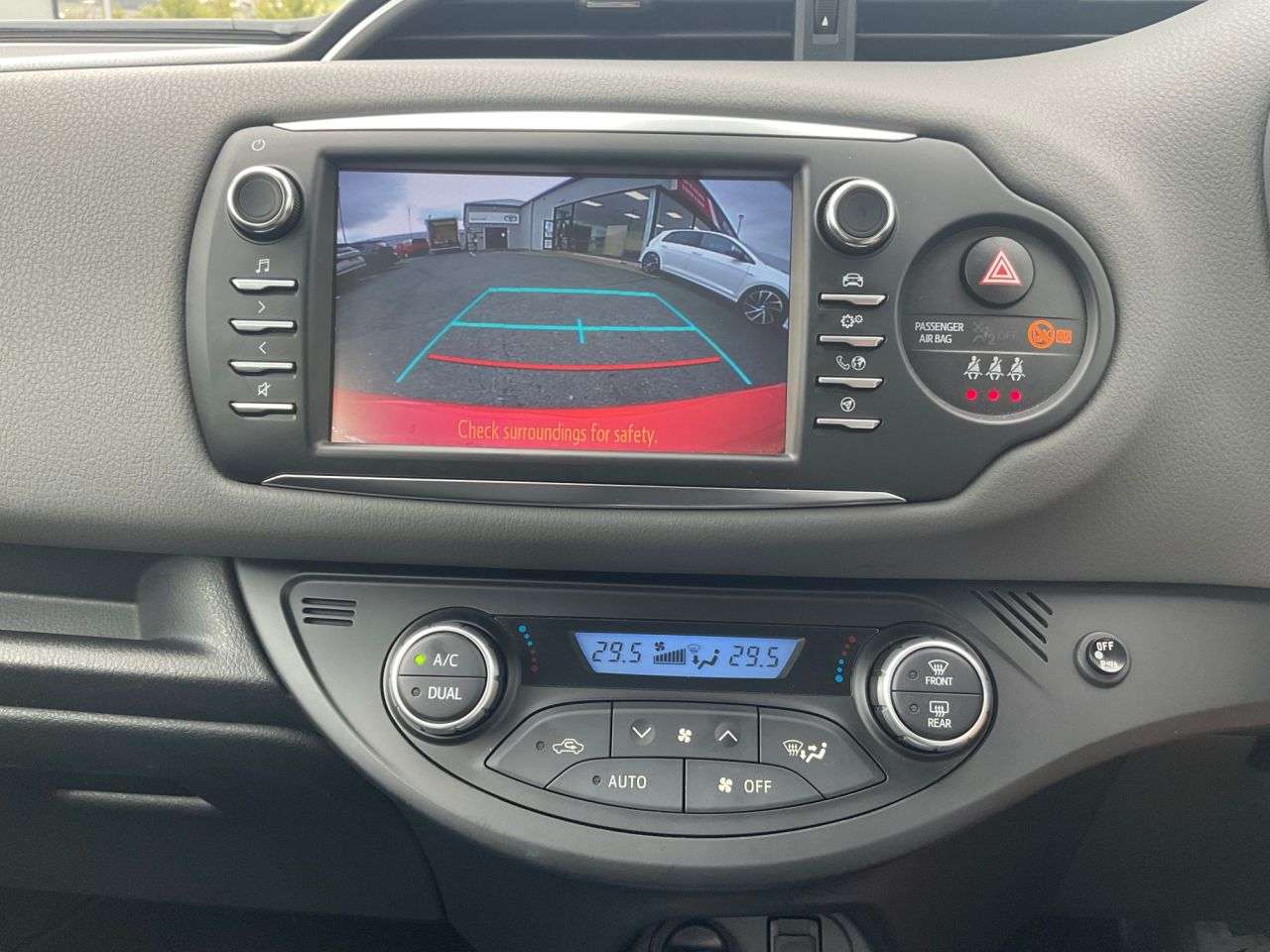 2018 TOYOTA YARIS 2018 TOYOTA YARIS