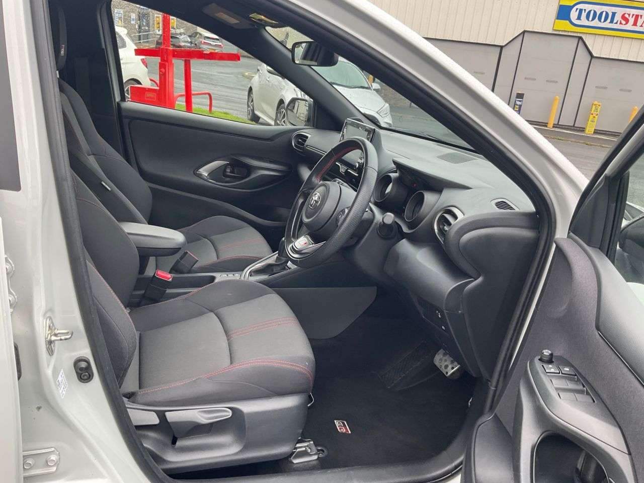 2023 TOYOTA YARIS 2023 TOYOTA YARIS