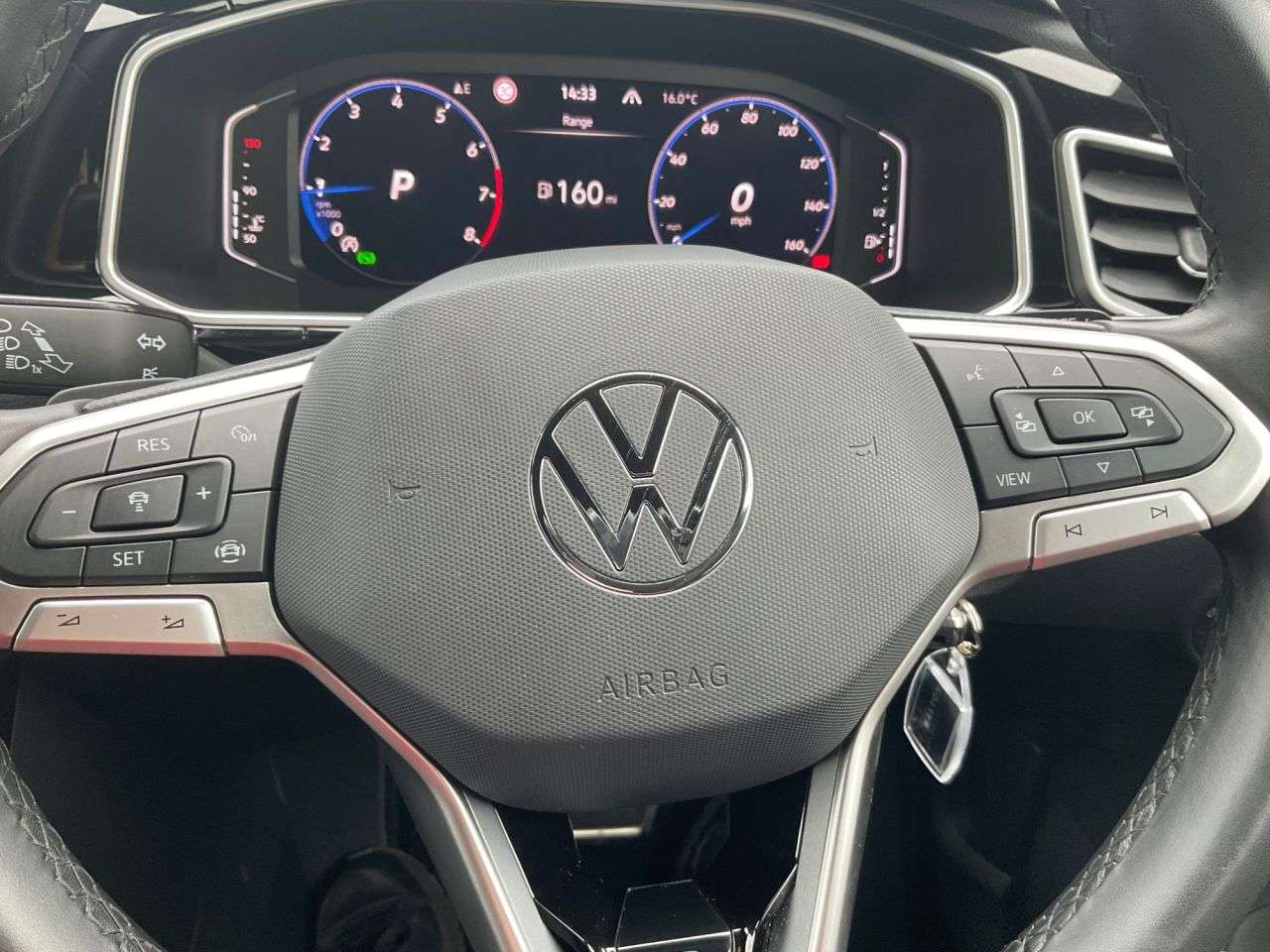 2024 VOLKSWAGEN T-ROC 2024 VOLKSWAGEN T-ROC