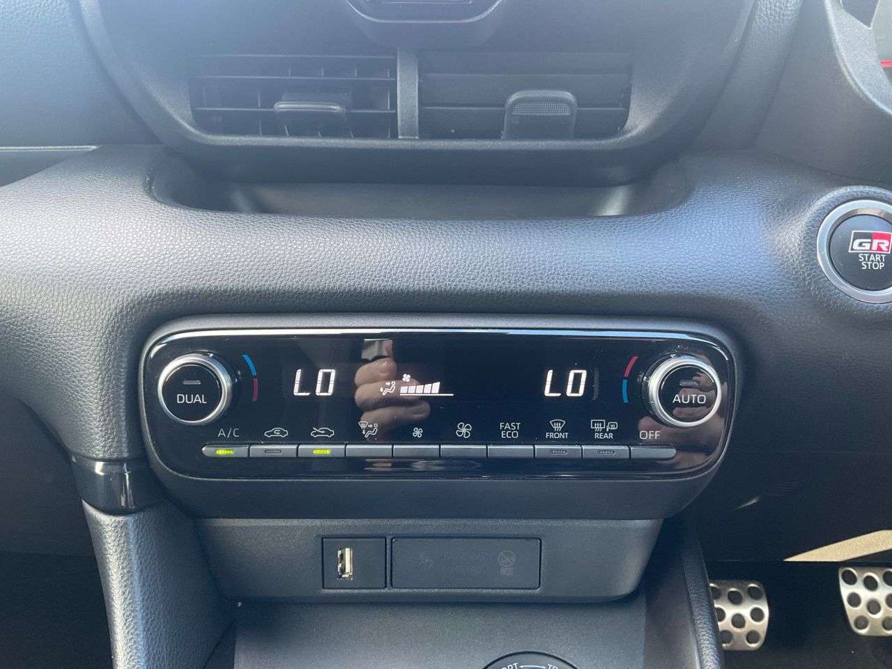 2021 TOYOTA YARIS 2021 TOYOTA YARIS