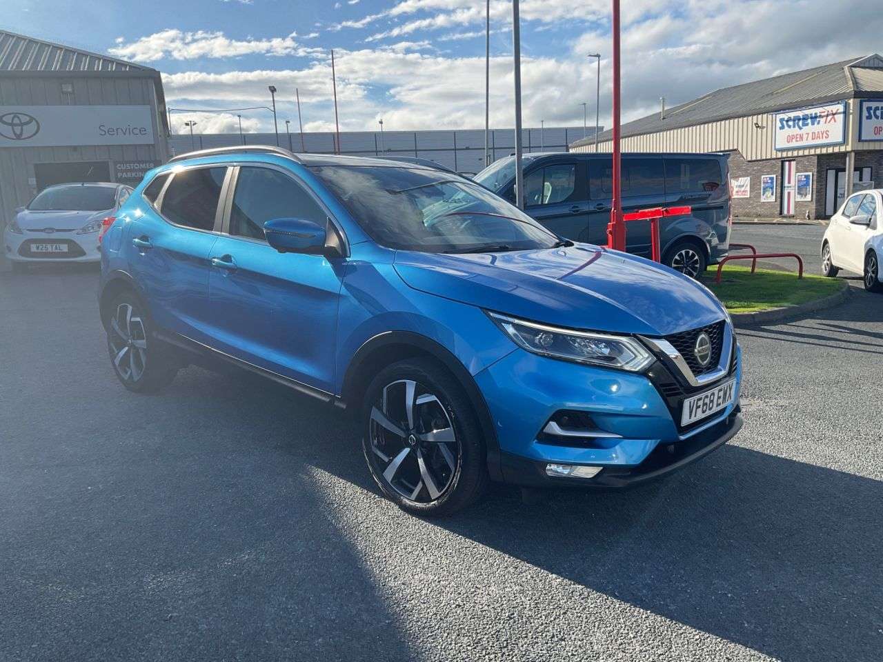 A 2019 NISSAN QASHQAI 1.3 DIG-T Tekna SUV 5dr Petrol Manual Euro 6 (s/s) (140 ps) A 2019 NISSAN QASHQAI 1.3 DIG-T Tekna SUV 5dr Petrol Manual Euro 6 (s/s) (140 ps)