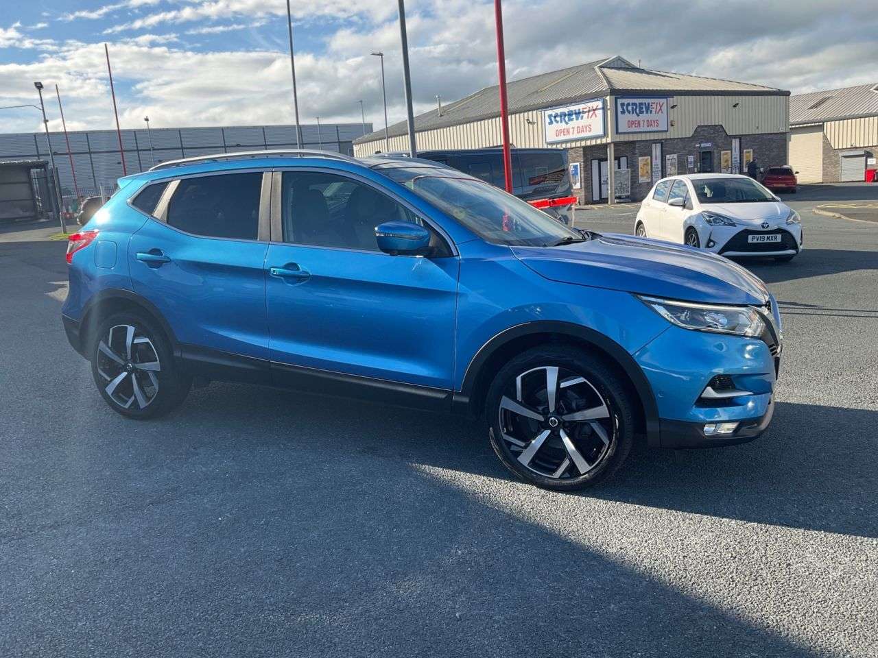 A 2019 NISSAN QASHQAI 1.3 DIG-T Tekna SUV 5dr Petrol Manual Euro 6 (s/s) (140 ps) A 2019 NISSAN QASHQAI 1.3 DIG-T Tekna SUV 5dr Petrol Manual Euro 6 (s/s) (140 ps)