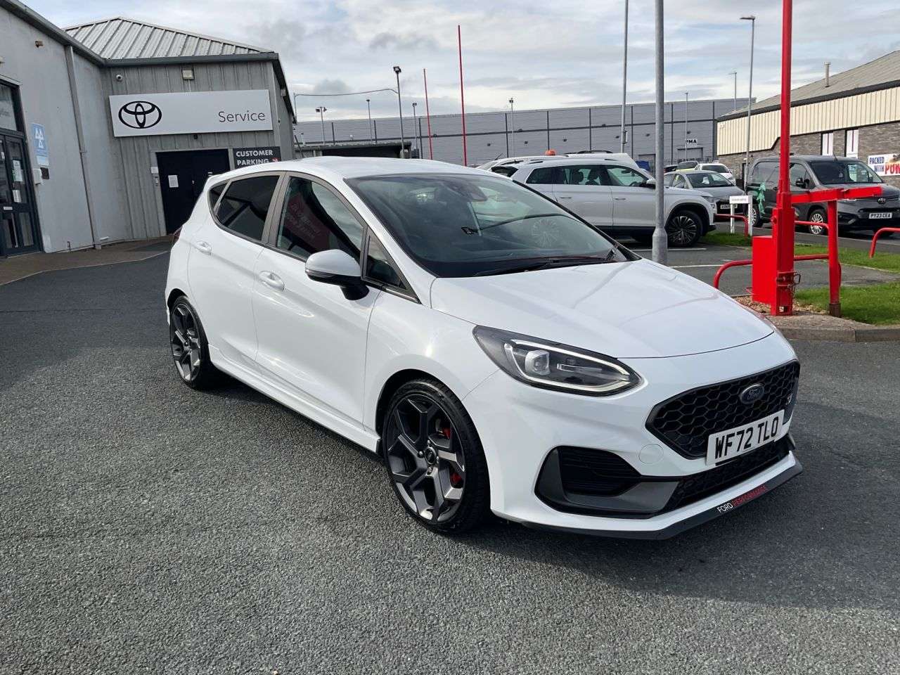 A 2022 FORD FIESTA 1.5T EcoBoost ST-3 Hatchback 5dr Petrol Manual Euro 6 (s/s) (200 ps) A 2022 FORD FIESTA 1.5T EcoBoost ST-3 Hatchback 5dr Petrol Manual Euro 6 (s/s) (200 ps)