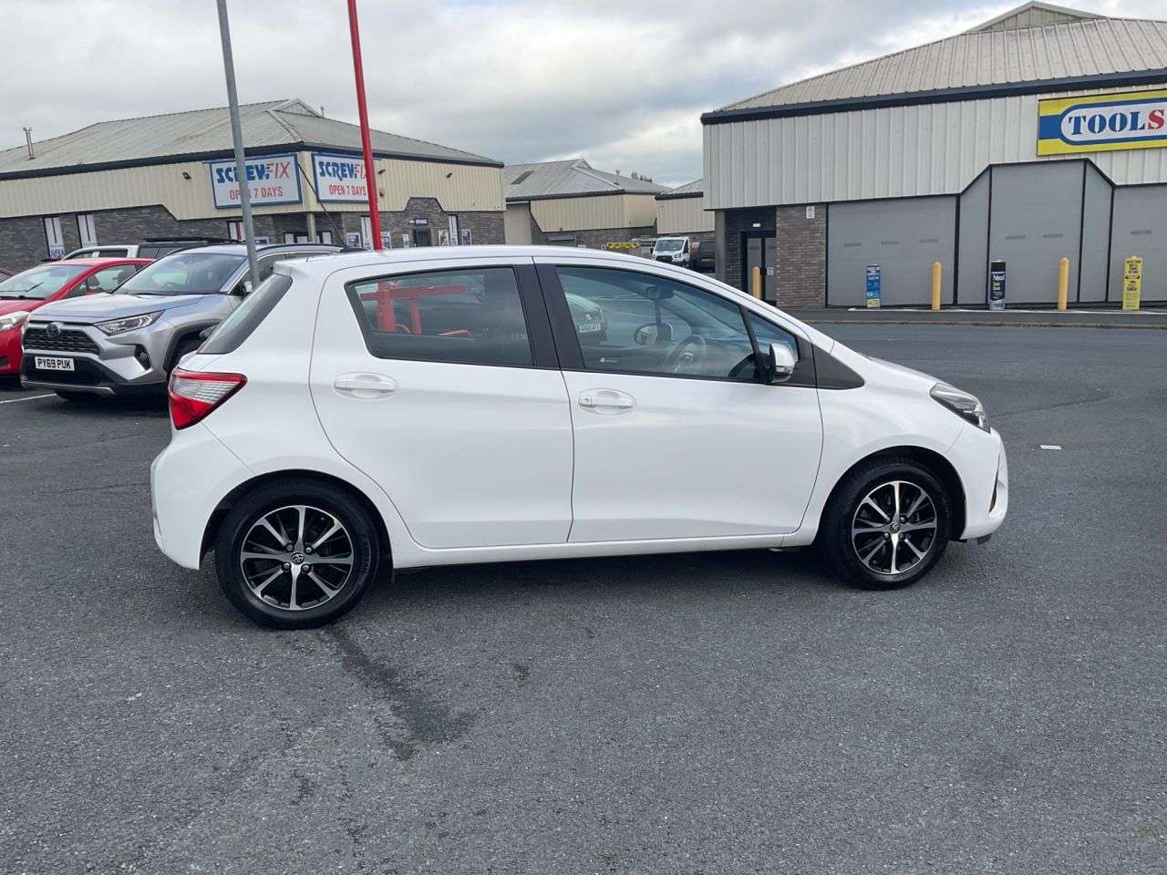 2018 TOYOTA YARIS 2018 TOYOTA YARIS
