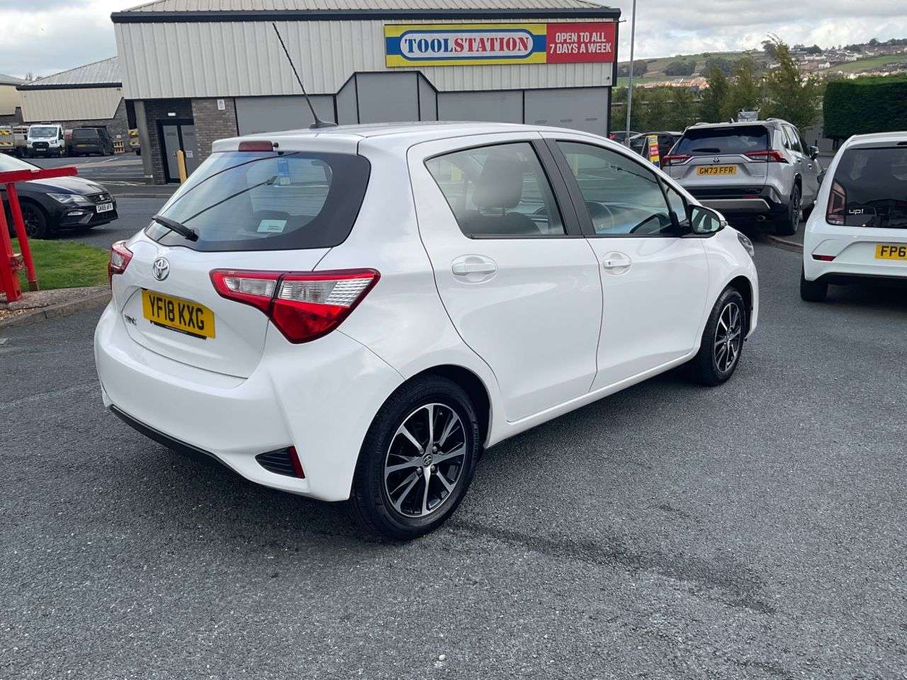 2018 TOYOTA YARIS 2018 TOYOTA YARIS