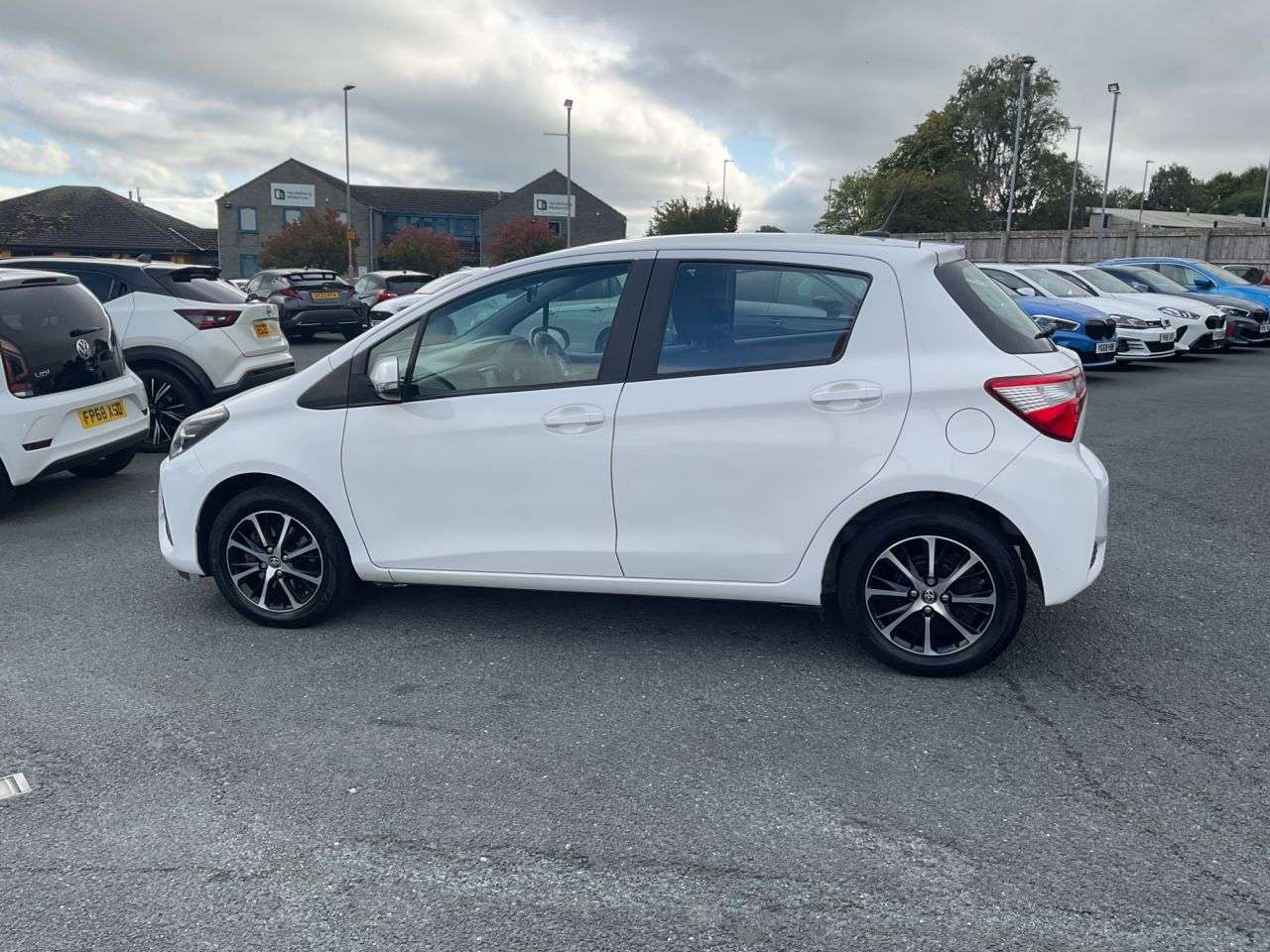 2018 TOYOTA YARIS 2018 TOYOTA YARIS