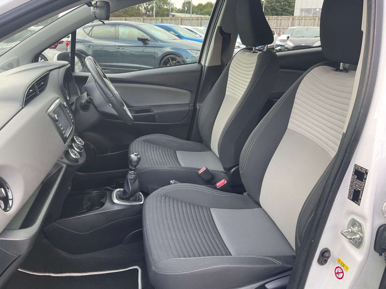 2018 TOYOTA YARIS 2018 TOYOTA YARIS