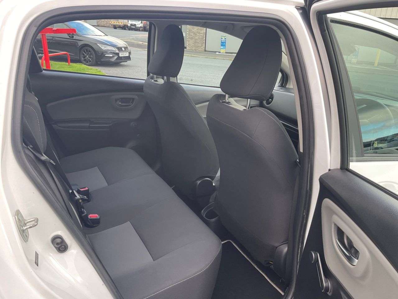 2018 TOYOTA YARIS 2018 TOYOTA YARIS