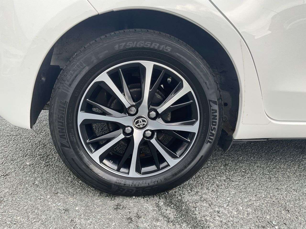2018 TOYOTA YARIS 2018 TOYOTA YARIS
