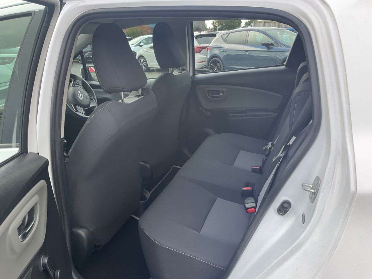 2018 TOYOTA YARIS 2018 TOYOTA YARIS