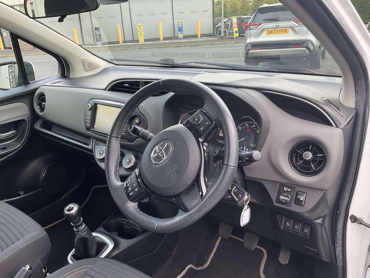 2018 TOYOTA YARIS 2018 TOYOTA YARIS