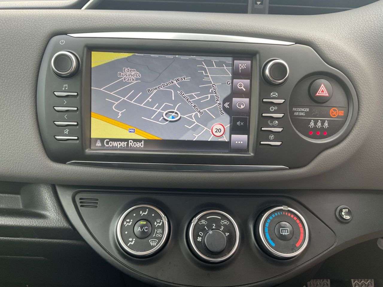 2018 TOYOTA YARIS 2018 TOYOTA YARIS