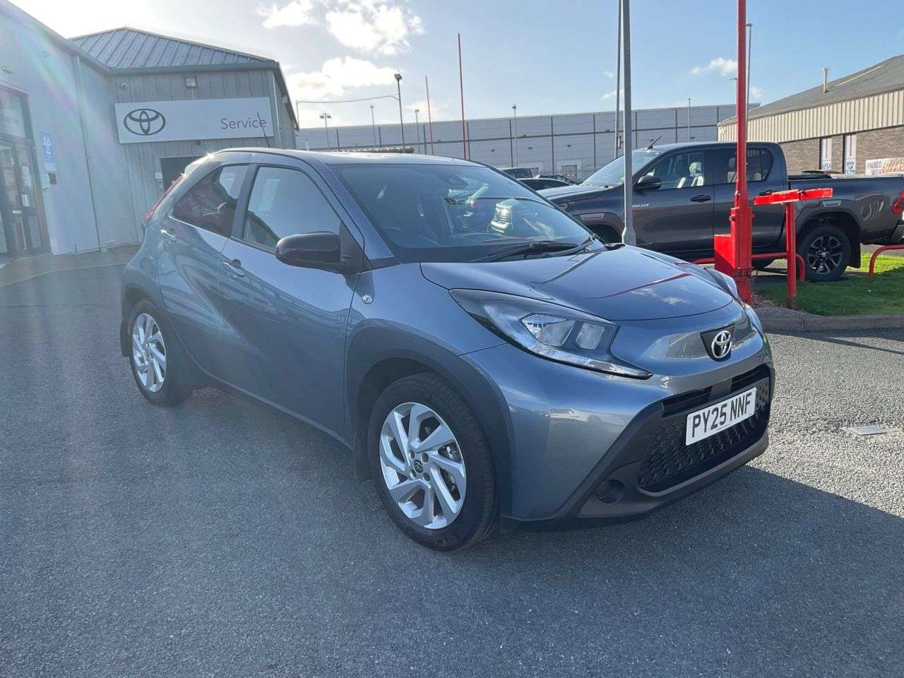A 2025 TOYOTA AYGO X 1.0 VVT-i Pure Hatchback 5dr Petrol Manual Euro 6 (s/s) (72 ps) A 2025 TOYOTA AYGO X 1.0 VVT-i Pure Hatchback 5dr Petrol Manual Euro 6 (s/s) (72 ps)