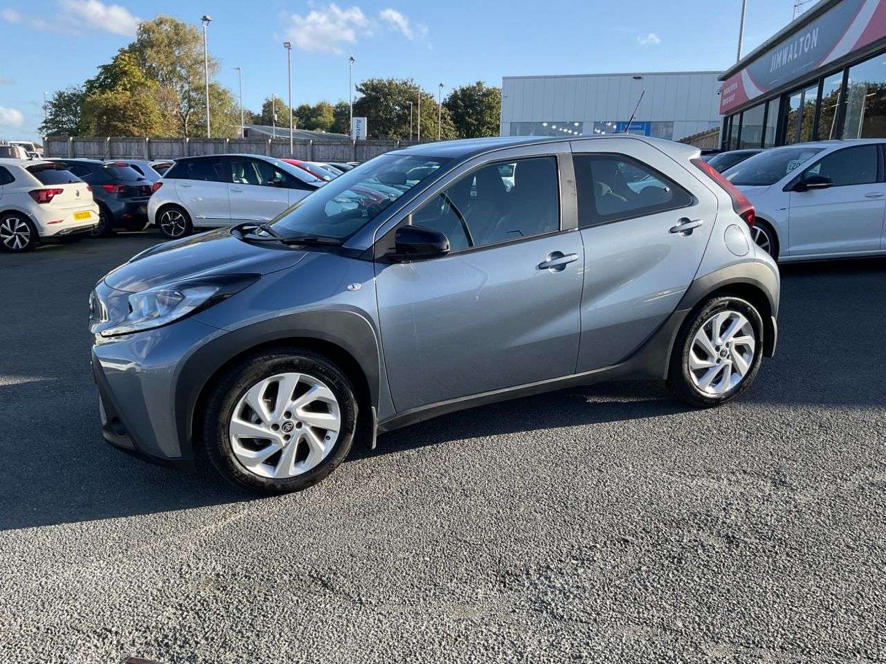 2025 TOYOTA AYGO X 2025 TOYOTA AYGO X