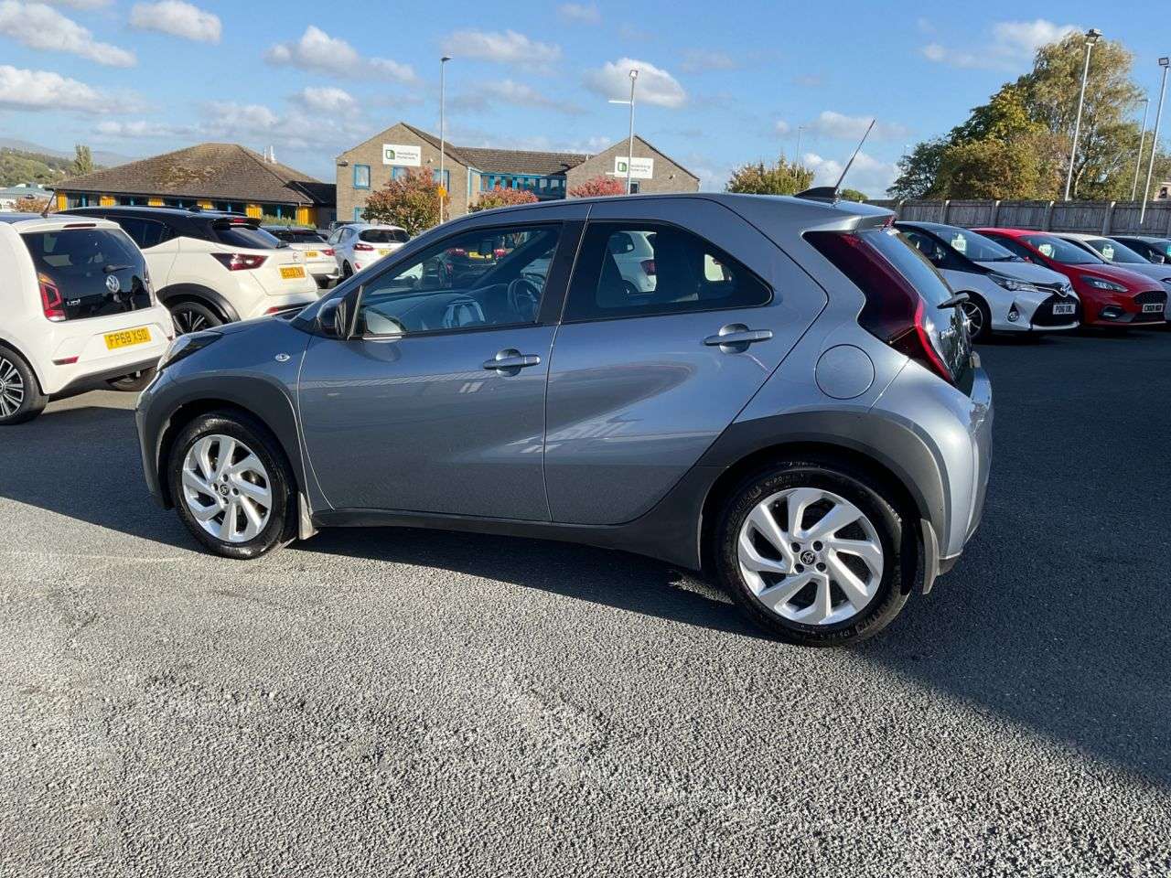 2025 TOYOTA AYGO X 2025 TOYOTA AYGO X