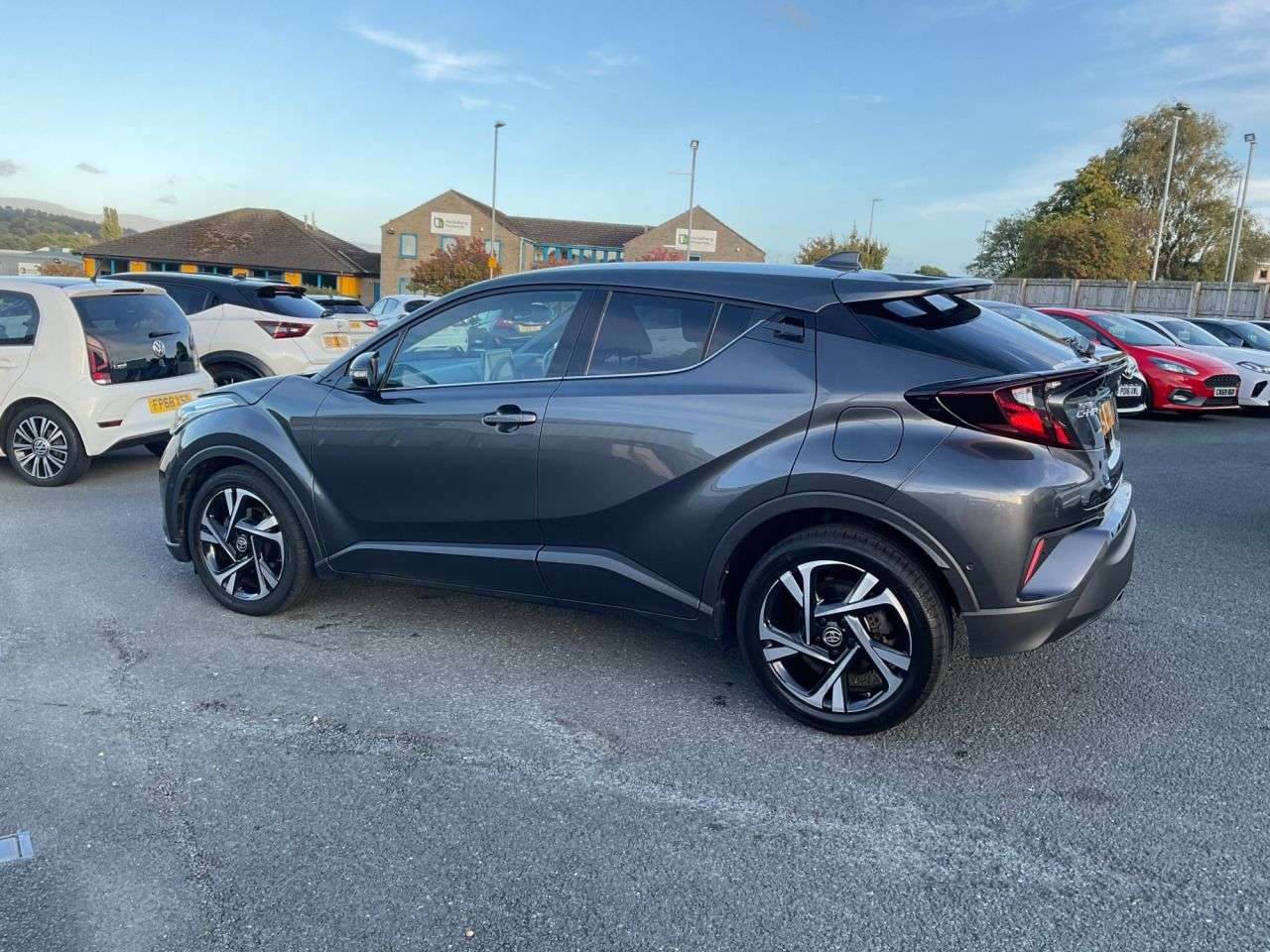 2022 TOYOTA C-HR 2022 TOYOTA C-HR