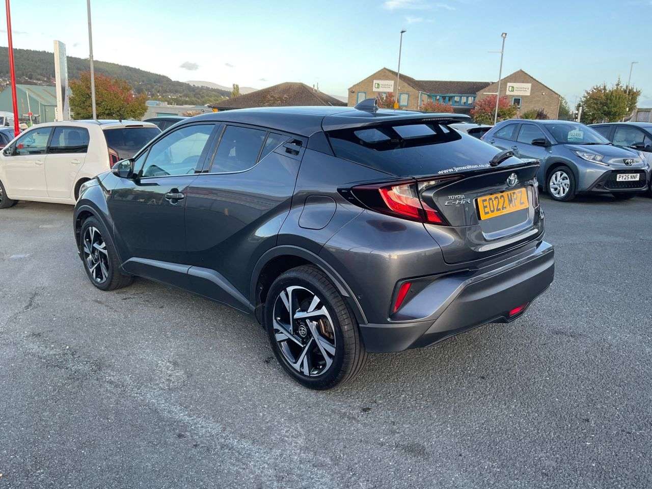 2022 TOYOTA C-HR 2022 TOYOTA C-HR