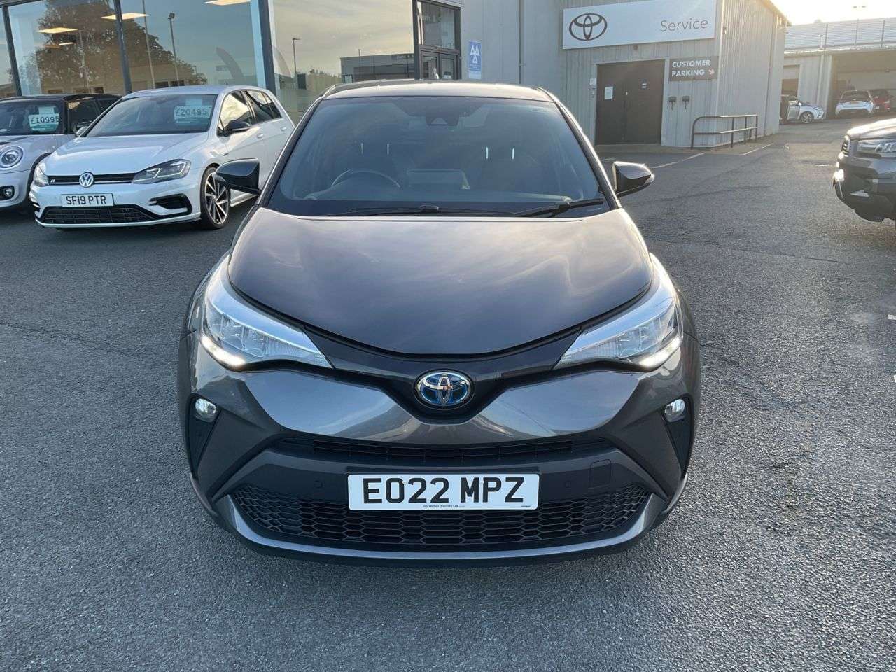 2022 TOYOTA C-HR 2022 TOYOTA C-HR