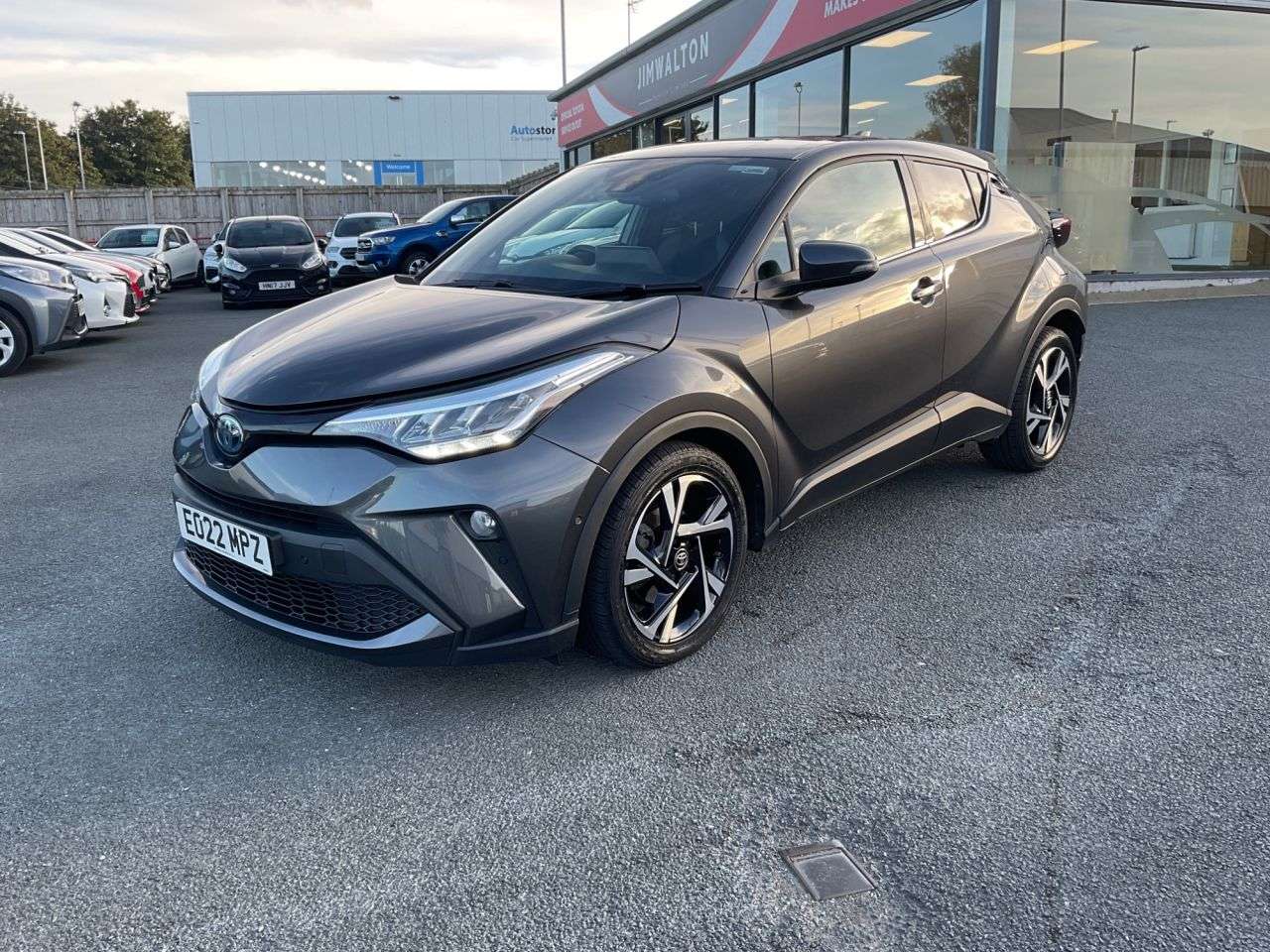 2022 TOYOTA C-HR 2022 TOYOTA C-HR