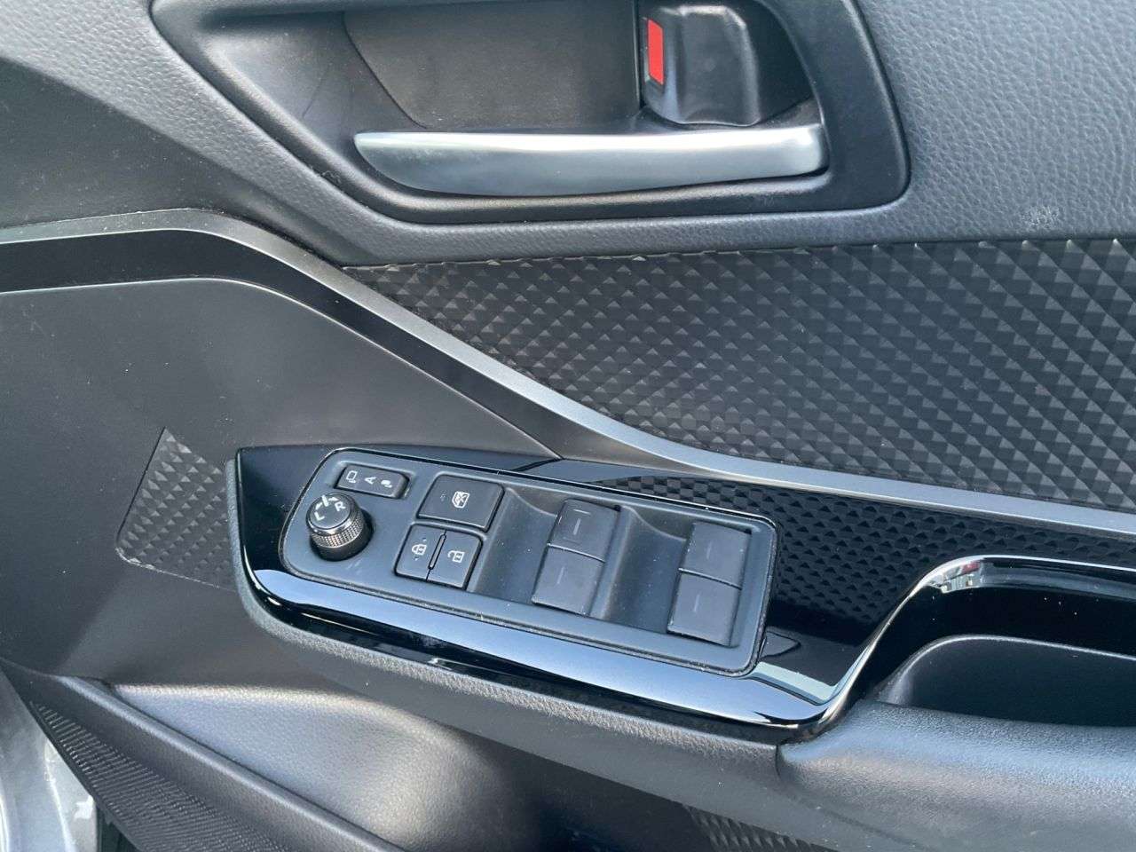 2022 TOYOTA C-HR 2022 TOYOTA C-HR