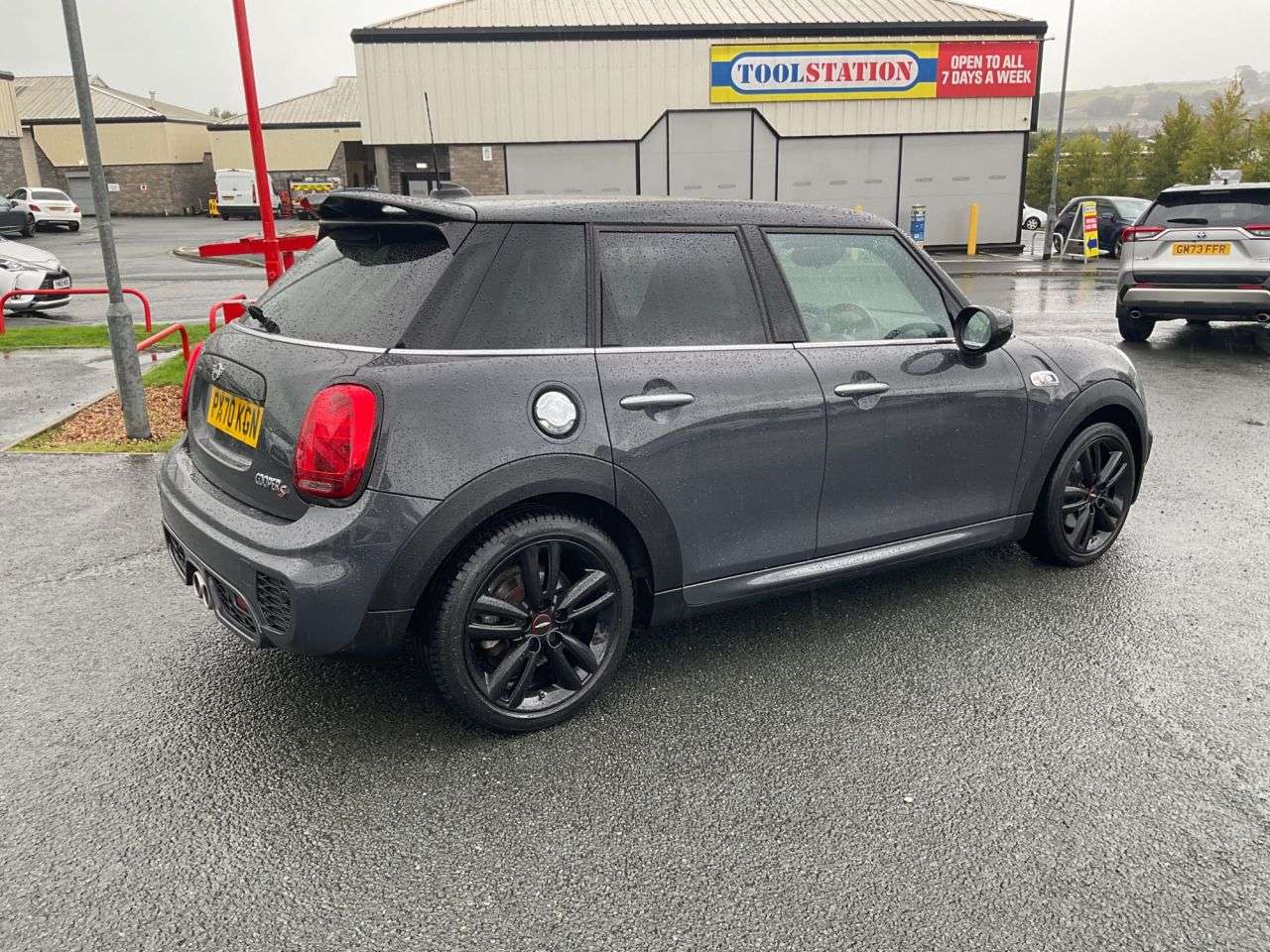 A 2020 MINI HATCH 2.0 Cooper S Sport Hatchback 5dr Petrol Steptronic Euro 6 (s/s) (192 ps) A 2020 MINI HATCH 2.0 Cooper S Sport Hatchback 5dr Petrol Steptronic Euro 6 (s/s) (192 ps)