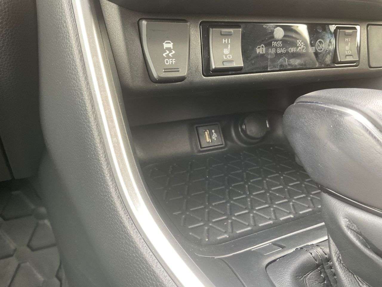 2023 TOYOTA RAV4 2023 TOYOTA RAV4