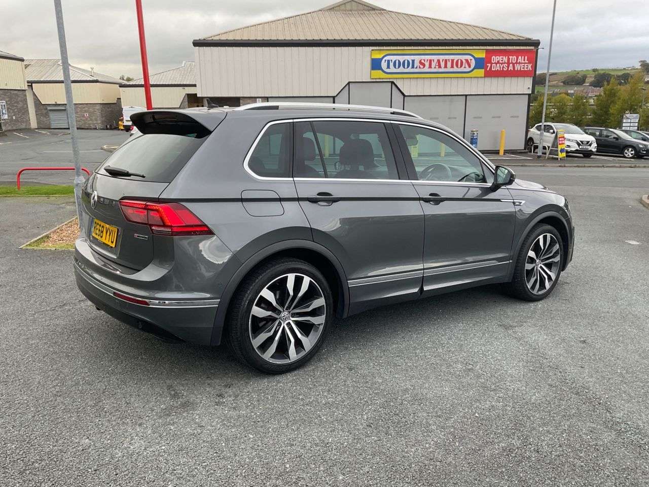 2018 VOLKSWAGEN TIGUAN 2018 VOLKSWAGEN TIGUAN
