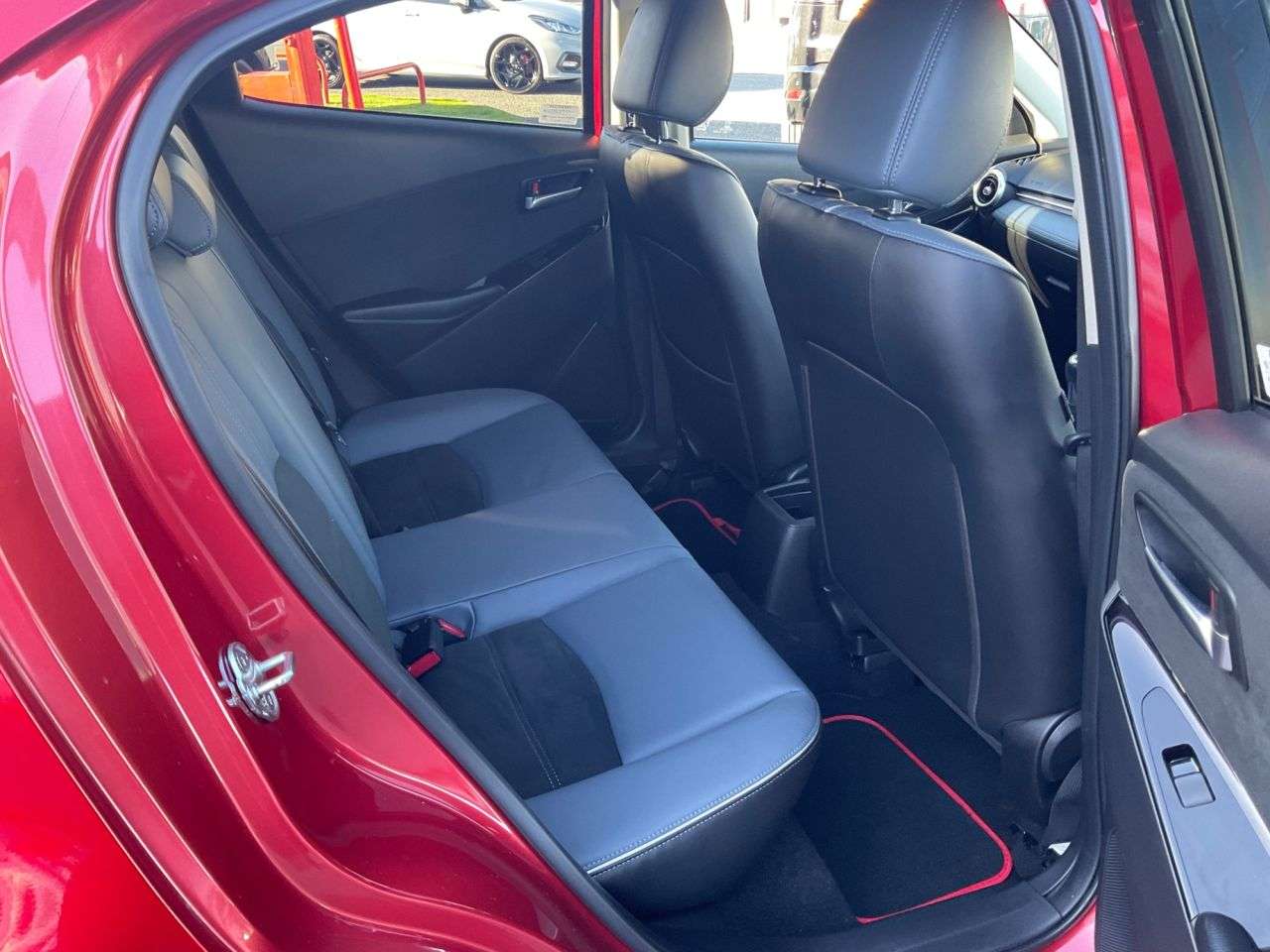 2021 MAZDA MAZDA2 2021 MAZDA MAZDA2
