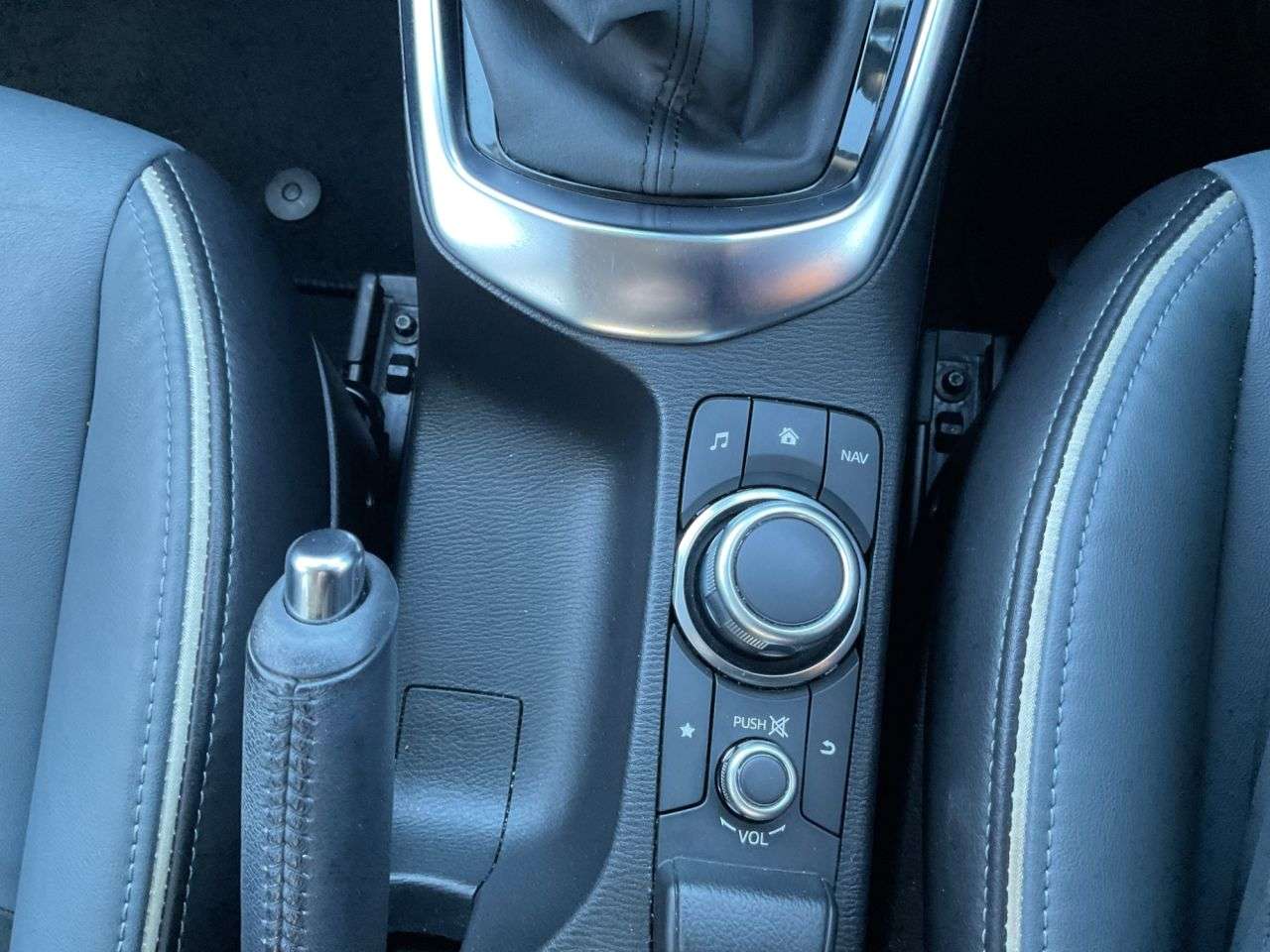 2021 MAZDA MAZDA2 2021 MAZDA MAZDA2